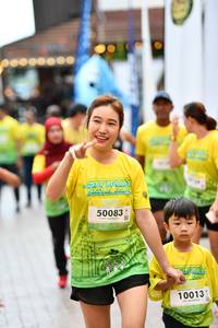 BIB: 50083, 10013
                            <button type="button" onclick="openModal(21897787)" class="btn btn-primary btn-sm float-right btn-popup" data-toggle="modal" data-target=".modal-high-quality">
                        <i class="fas fa-shopping-cart"></i> Add to Cart
                    </button>
                                            <button type="button" onclick="isThisMe(21897787, true)" class="btn btn-success btn-sm float-right btn-popup btn-isme hidden" data-toggle="tooltip" data-placement="bottom" title="นี่คือรูปของคุณใช่ไหม คลิกที่นี่เพื่อเอาเข้าอัลบั้ม">
                        <i class="fas fa-plus"></i> Add to album
                    </button>
                    <button type="button" onclick="isThisMe(21897787, false)" class="btn btn-warning btn-sm float-right btn-popup btn-isnotme hidden">
                        <i class="fas fa-ban"></i> Remove from album
                    </button>